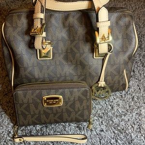 Michael Kors handbag and wallet